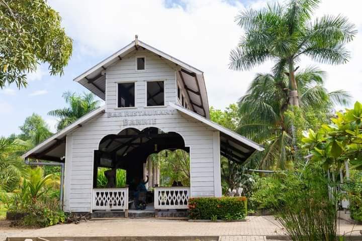 Bakkie Museum Tour | Discover Suriname’s Plantation History & Hidden Treasures